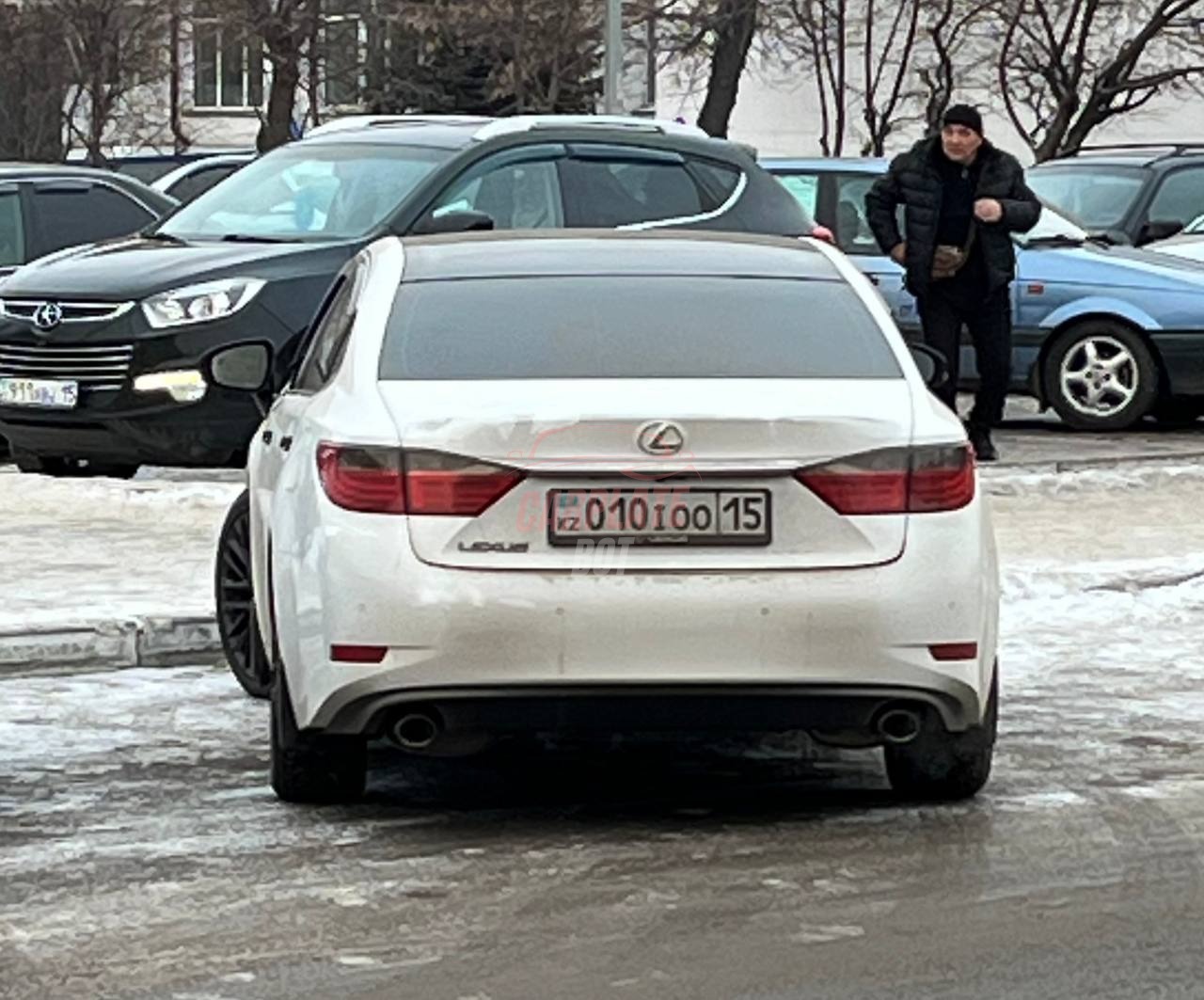 Lexus ES