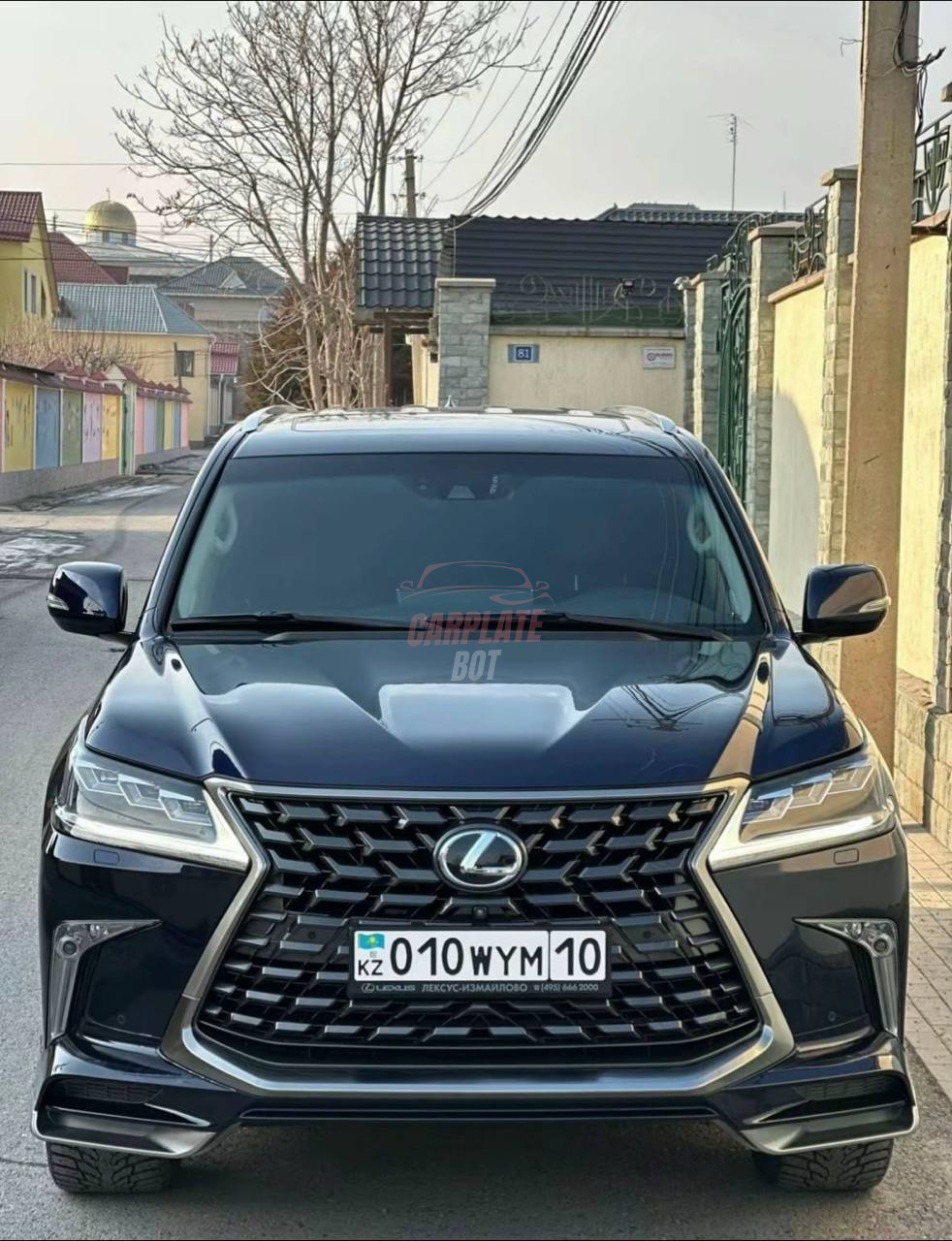 Lexus LX