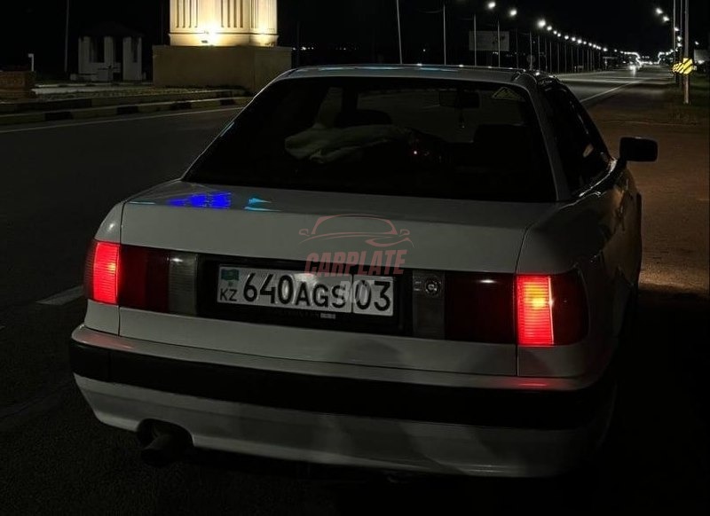 Audi 80