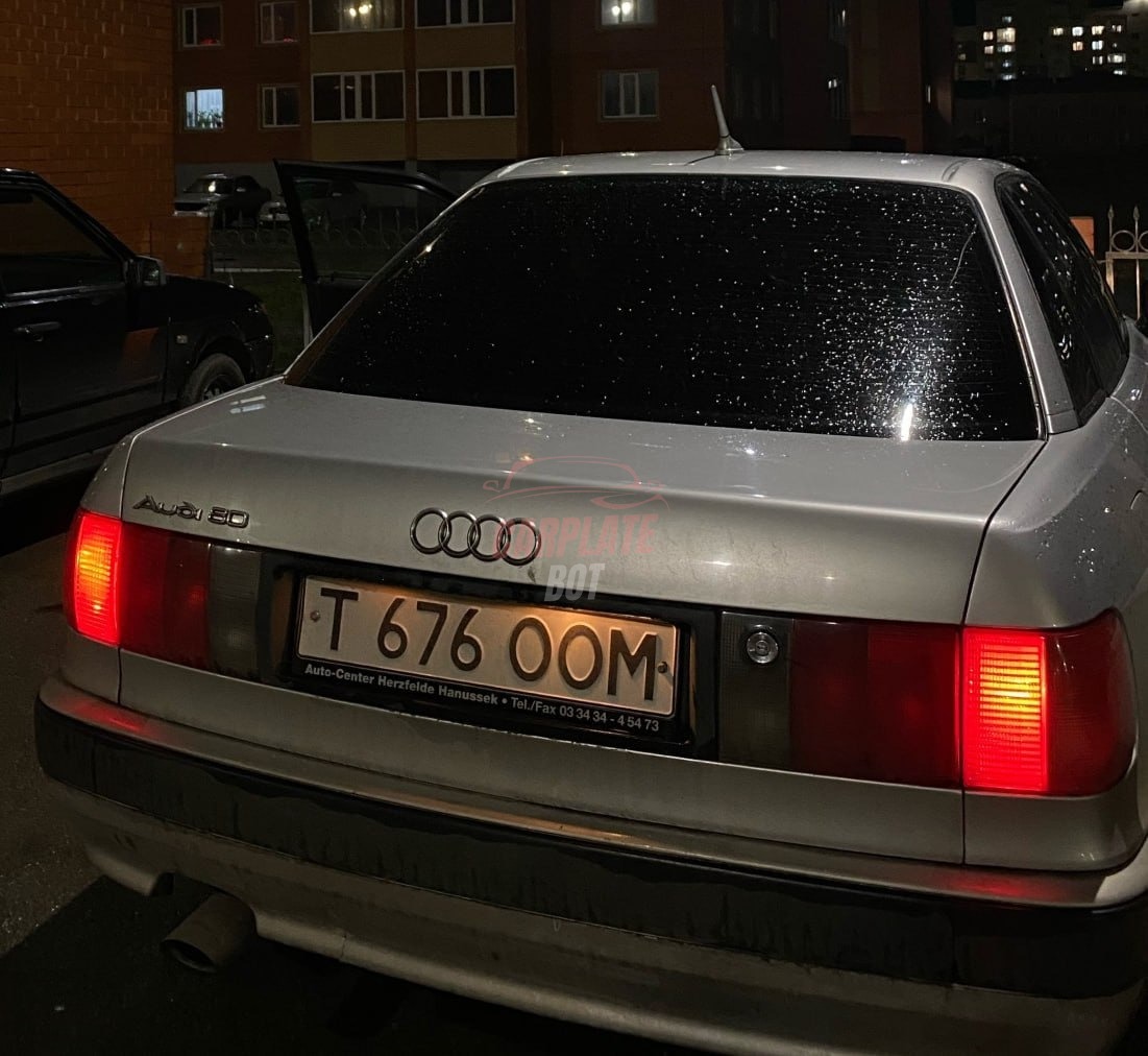 Audi 80