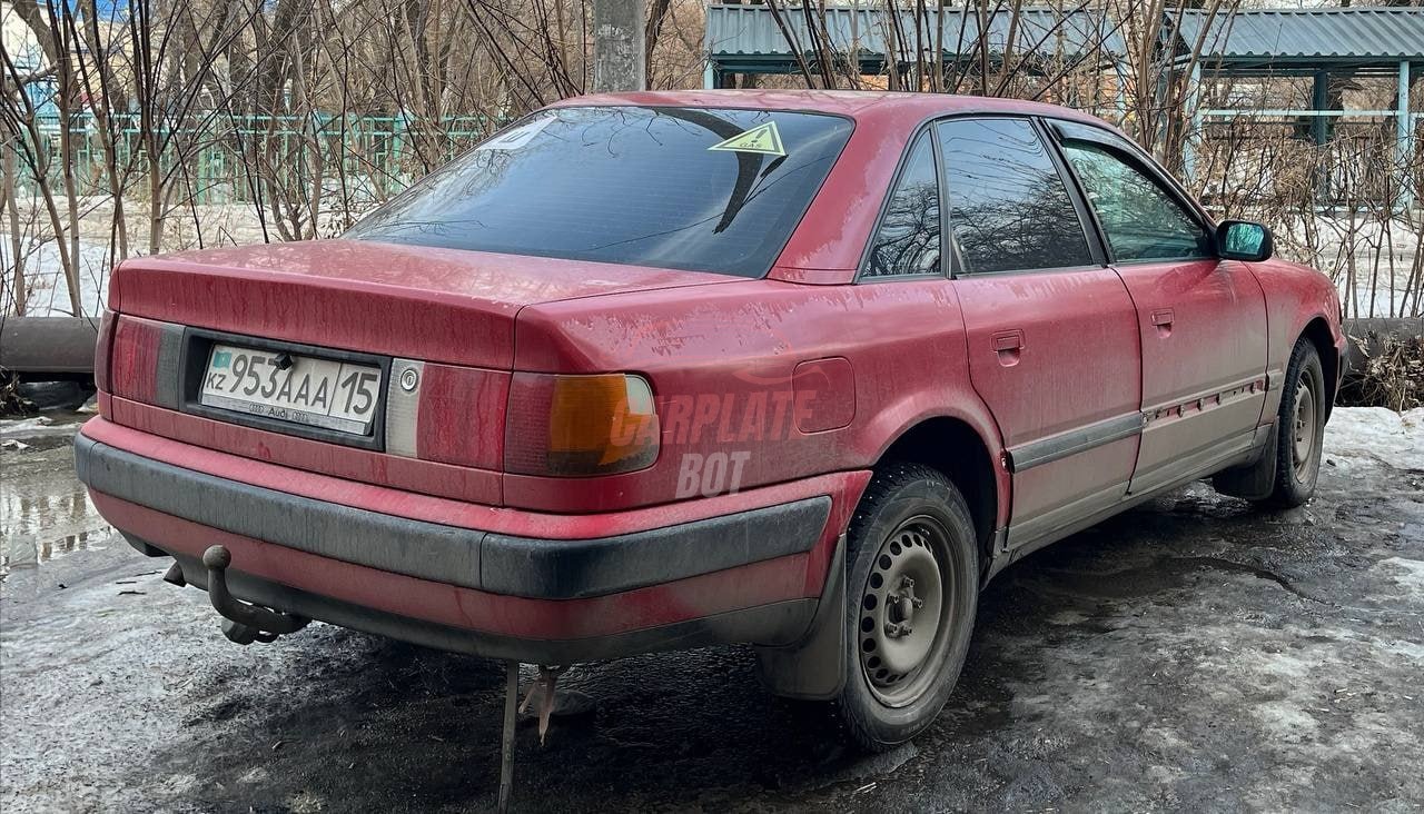 Audi 100