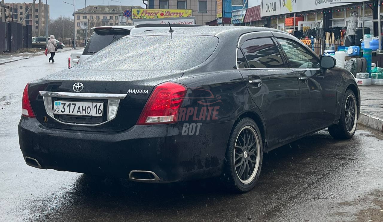 Toyota Crown Majesta