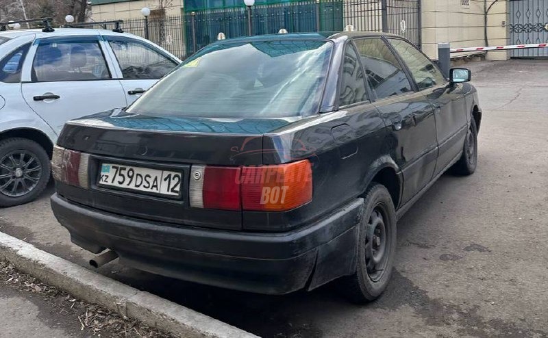 Audi 80