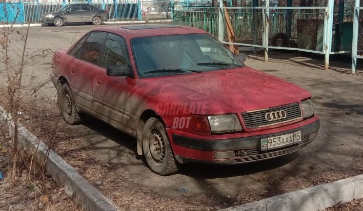Audi 100