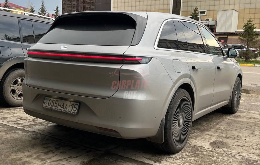 Li Auto (Lixiang) L6