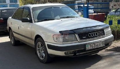 Audi 100