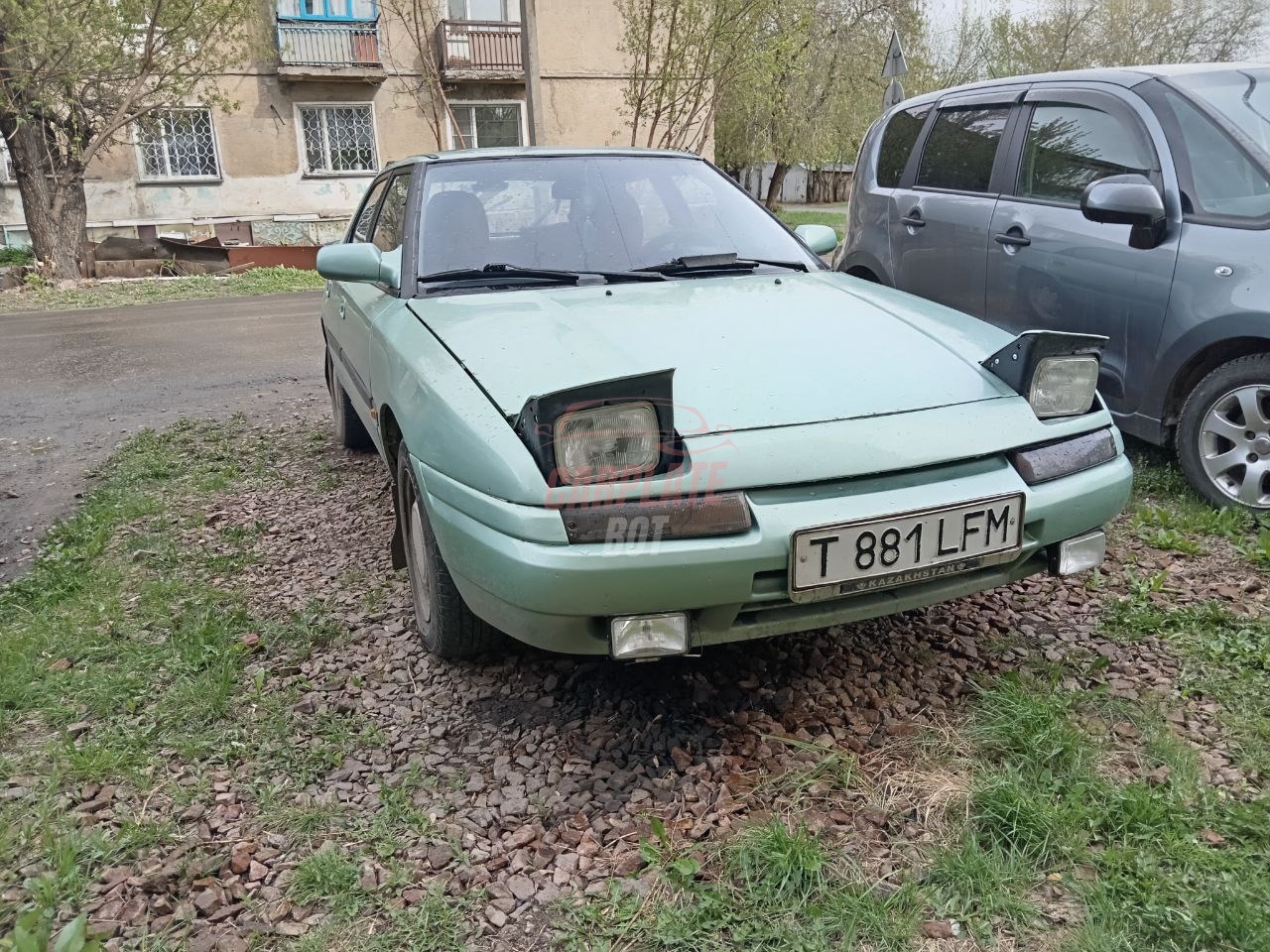 Mazda 323