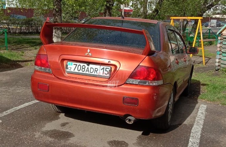 Mitsubishi Lancer