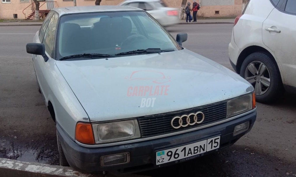 Audi 80