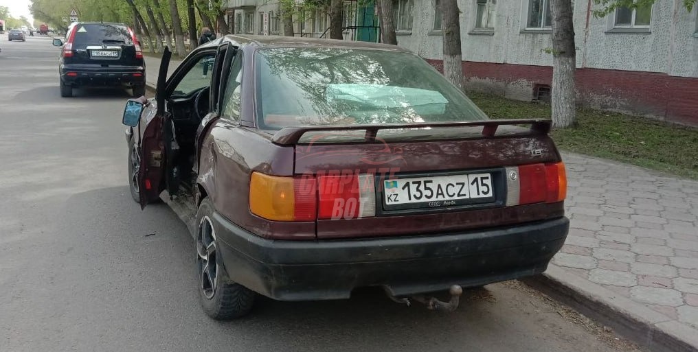 Audi 80