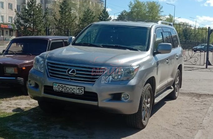 Lexus LX