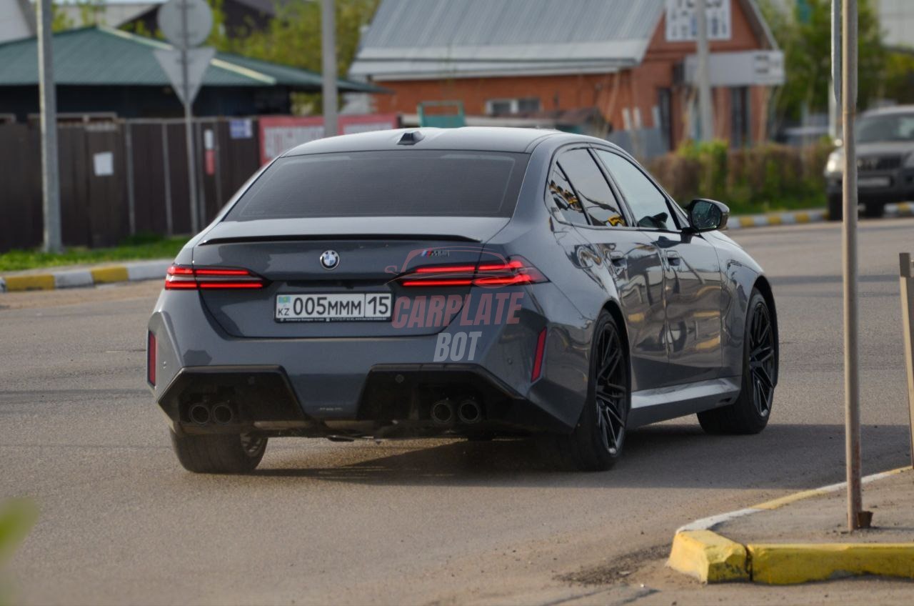 BMW M5