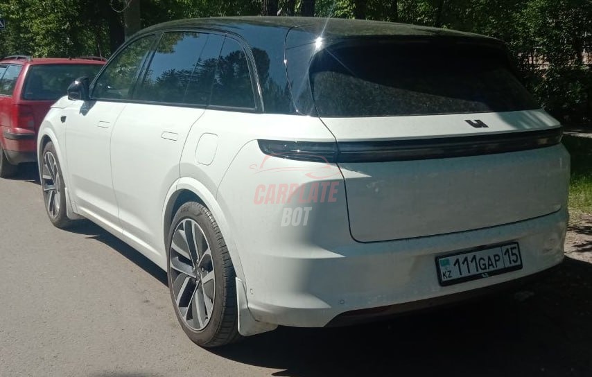 Li Auto (Lixiang) L7