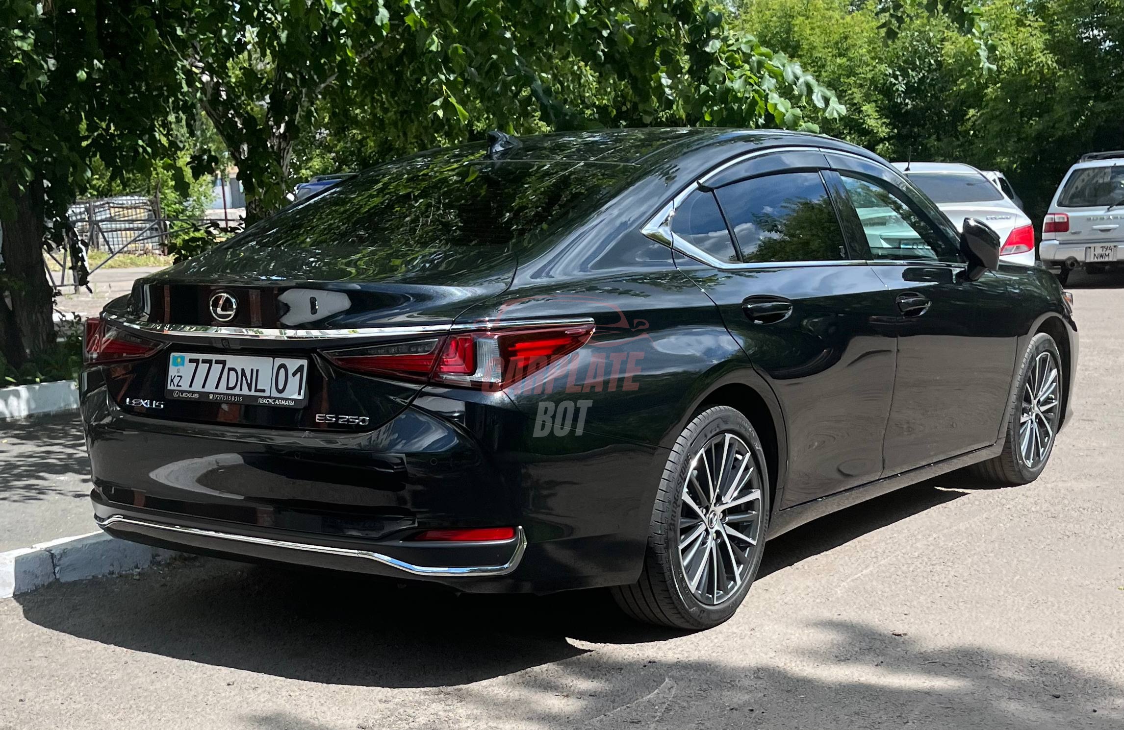 Lexus ES