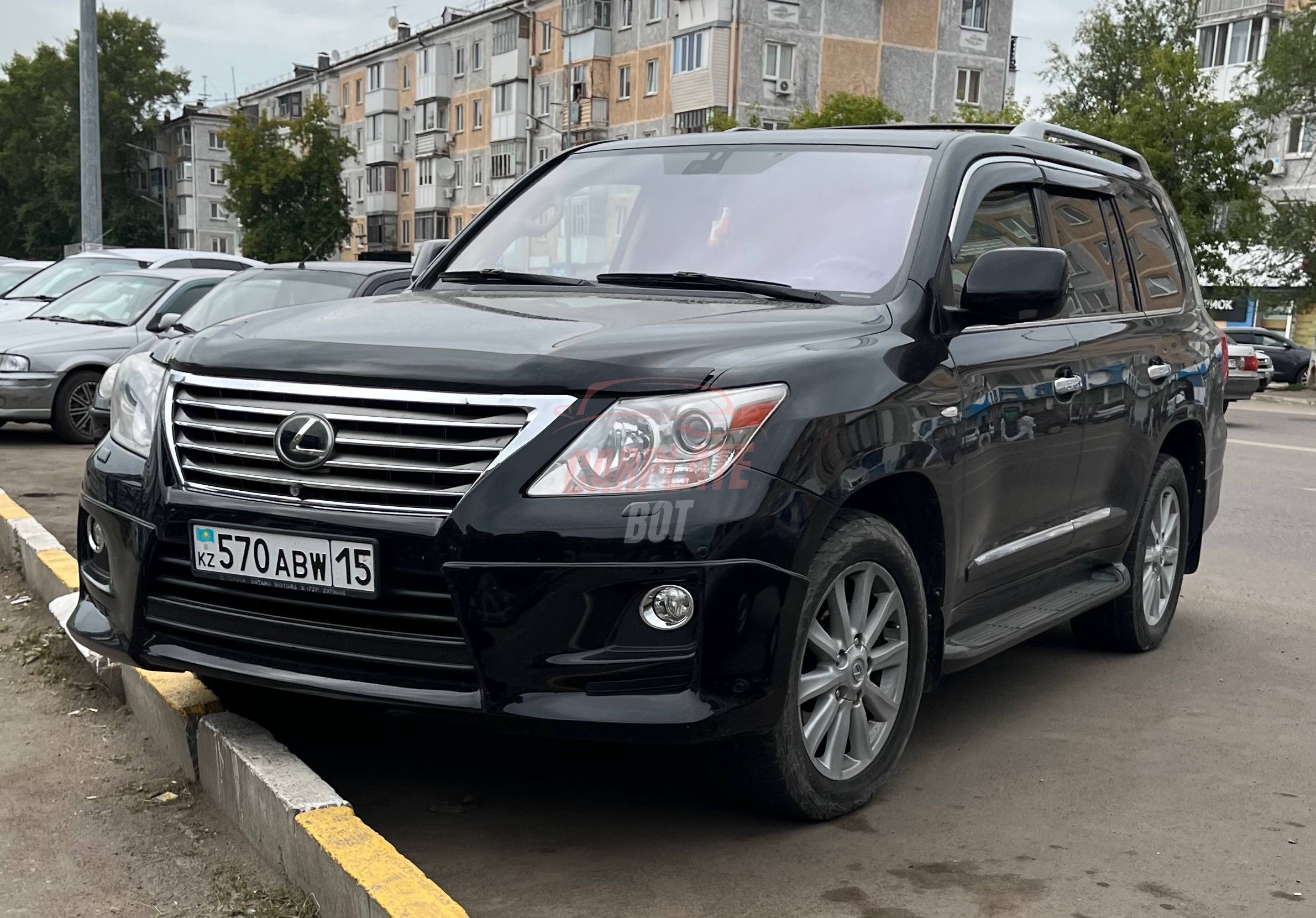 Lexus LX