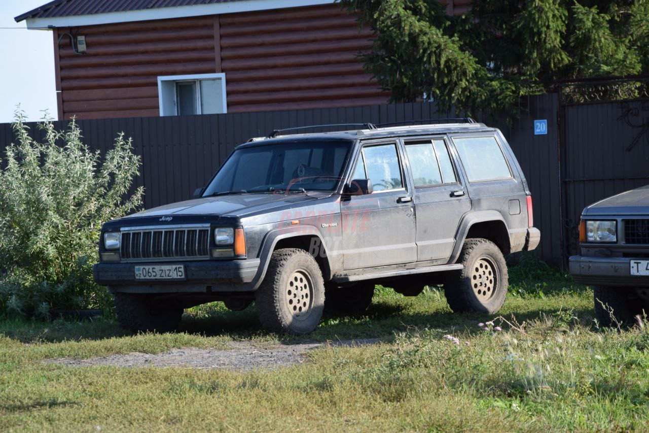 Jeep Cherokee