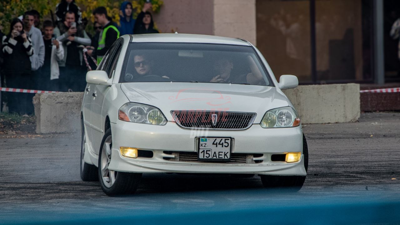 Toyota Mark II