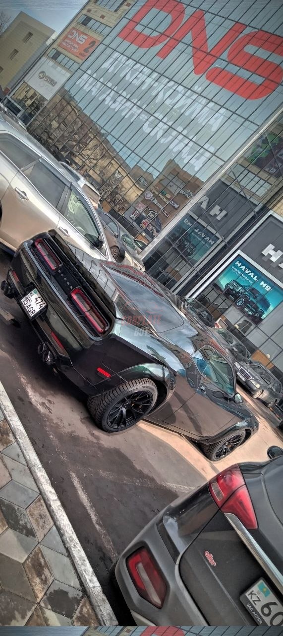 Dodge Challenger