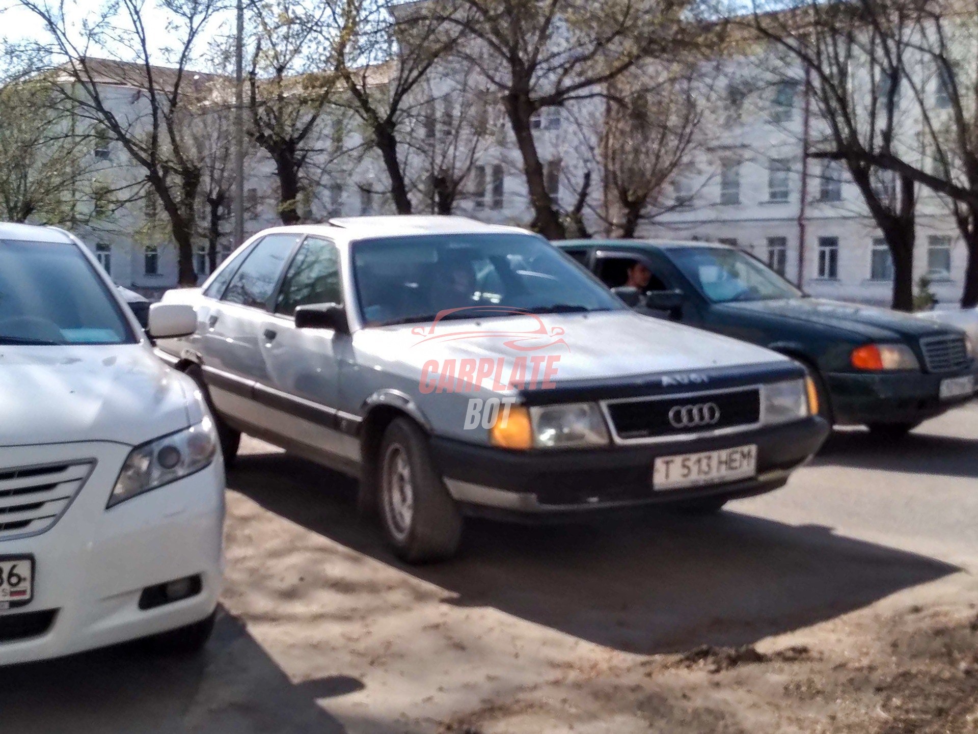 Audi 100