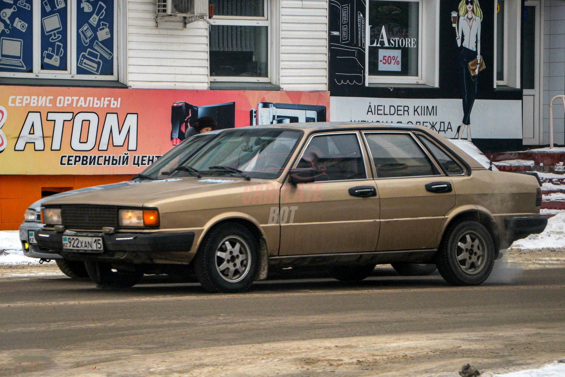 Audi 80