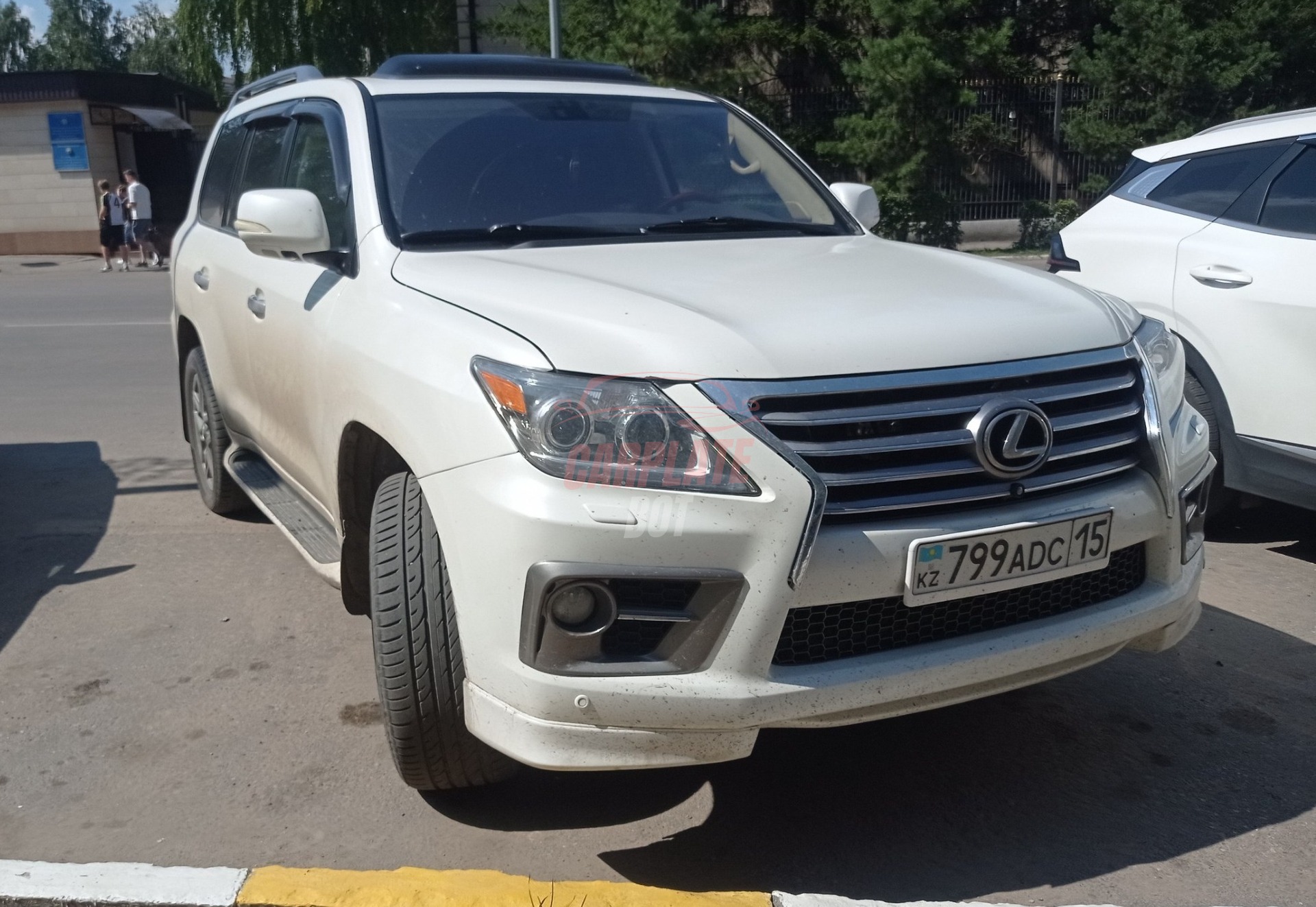 Lexus LX