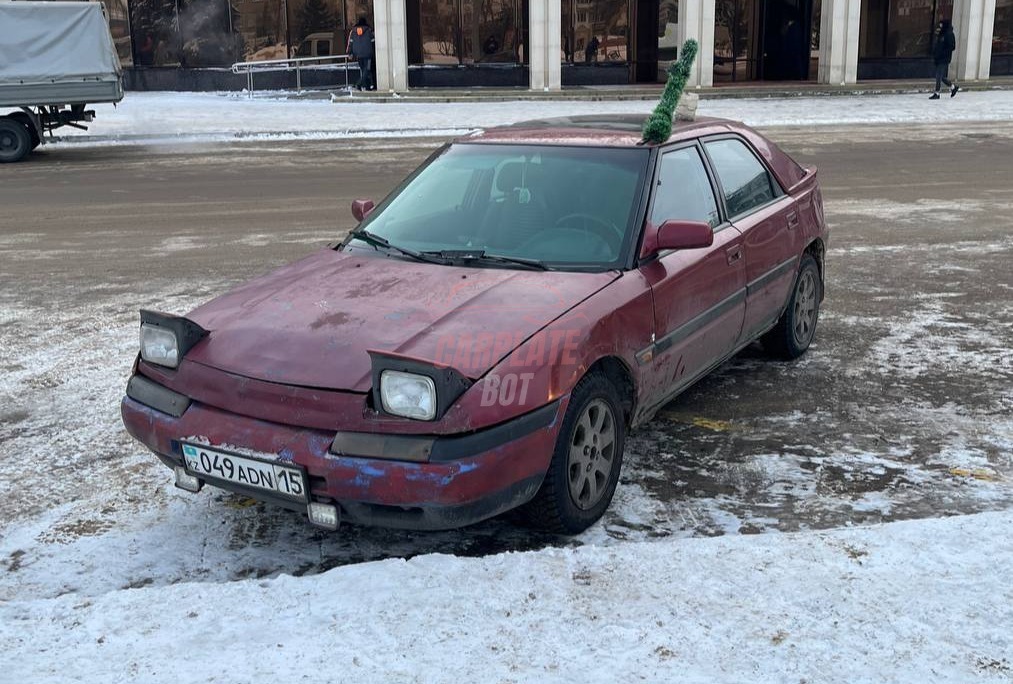 Mazda 323