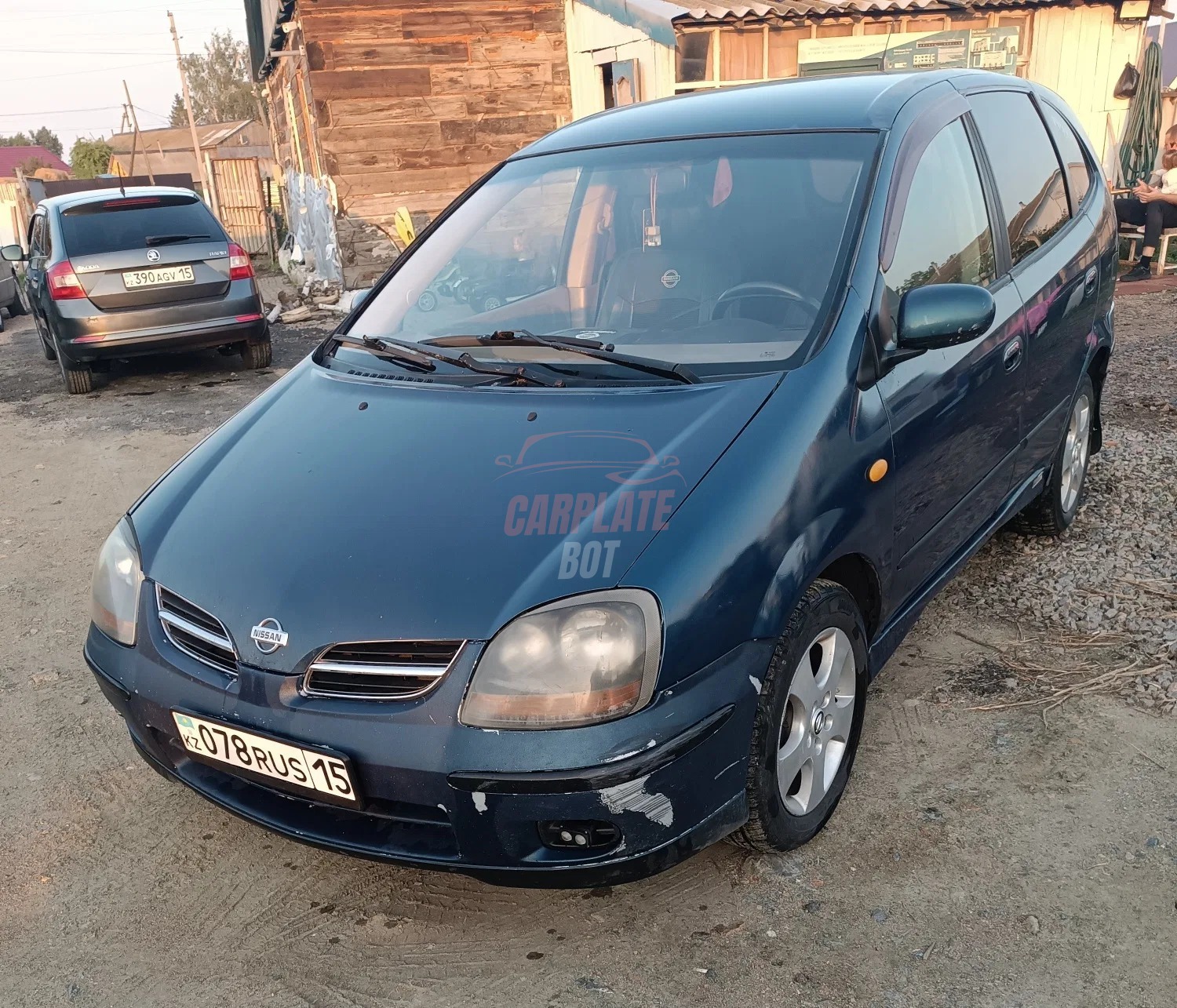 Nissan Almera Tino