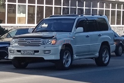Toyota Land Cruiser