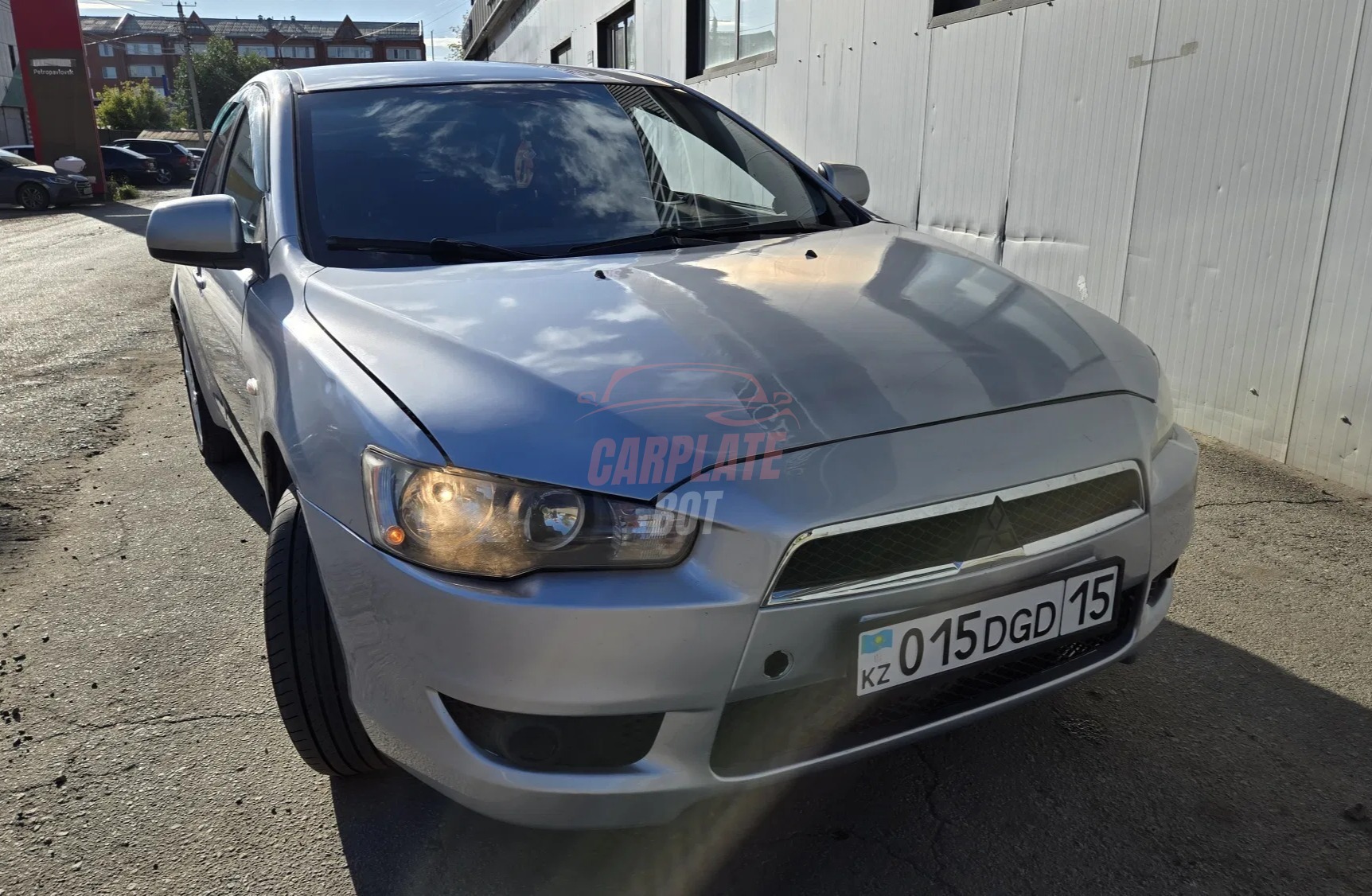 Mitsubishi Lancer