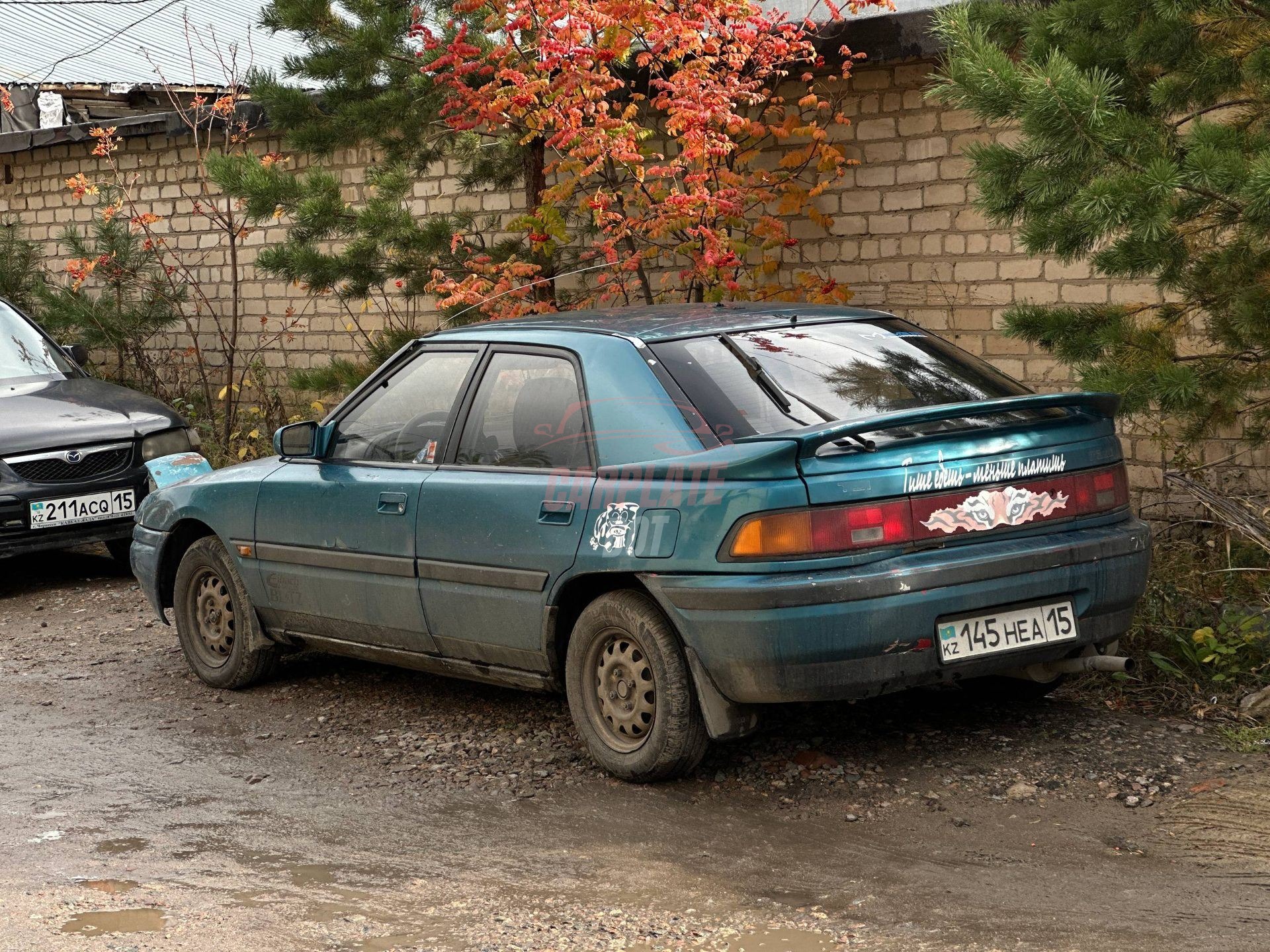 Mazda 323